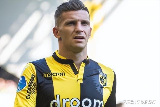 76人的三 76人的三