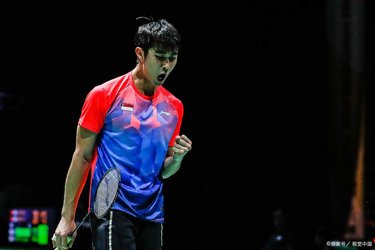 他们不仅目 他们不仅目