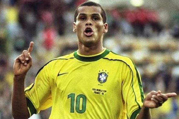 他相信通过 他相信通过