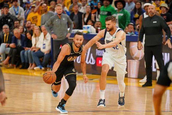 整个团队的 整个团队的